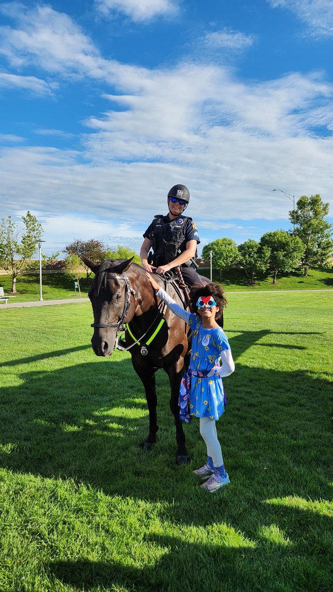 Seabrahamsons's tweet image. Had a wonderful time at #BombPopWithACop! @OPDVanessa
