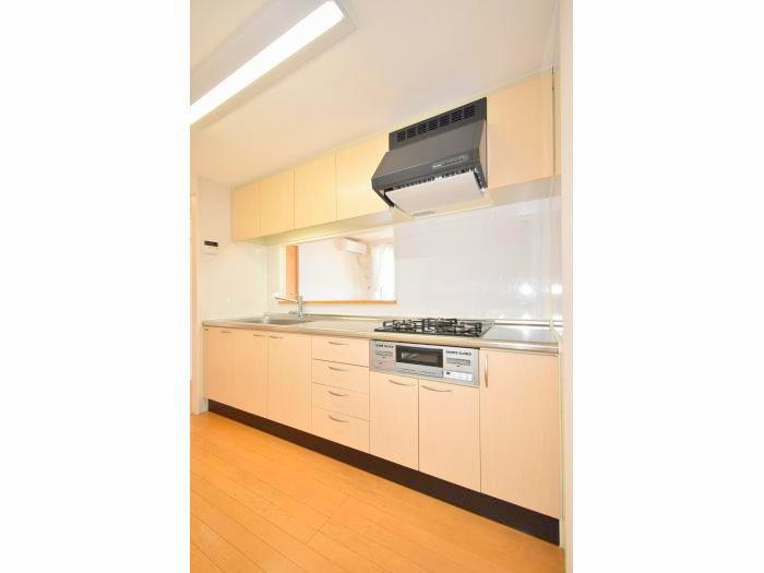 ur_nagoya's tweet photo. #UR賃貸住宅 

#アクアタウン納屋橋 

家賃190,600円
共益費6,000円
間取り/床面積3LDK/78㎡

住所 名古屋市中村区名駅5-33-21
JR東海道本線「名古屋」駅 徒歩11分

詳細はこちら👇
https://t.co/MIjIBIRfJX

#ビッグモーター社長 
#肥後大津
#太平川
#宮内庁関係者
#ナゴヤ球場
#スーパーマリオ
#川 https://t.co/tnr72vyVK8