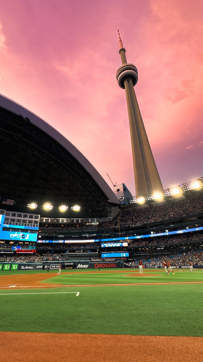Nothing better than a summer night at the ballpark 🤩 #BaseballSky