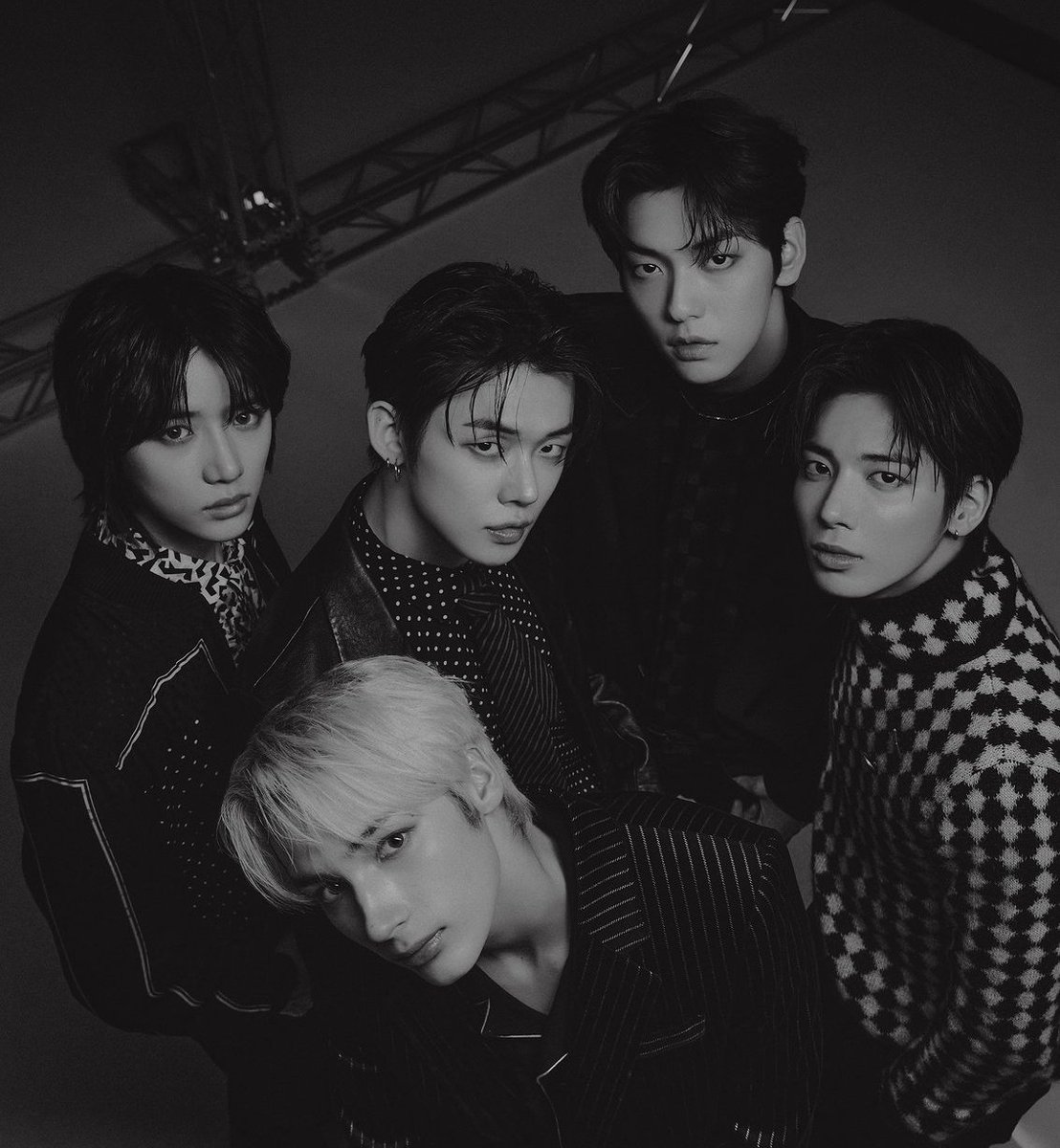 TXT_DailyNews's tweet photo. 4th Gen Boy Group with the HIGHEST Peak of Monthly Listeners on Spotify!

#1. @TXT_members — 10,758,276* (+72.6K) 🔥
#2. ENHYPEN — 9,694,348
#3. Stray Kids — 9,540,156

*still increasing https://t.co/3pbQKkNNNy