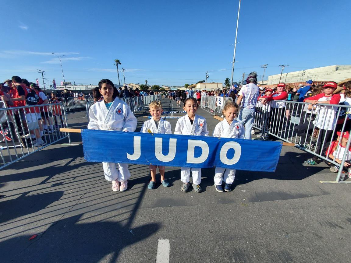 academia_debs's tweet photo. #CalStateGames Heisei dojo representing! Ready for the #judo tournament on Sunday! https://t.co/T1pG20SGI4