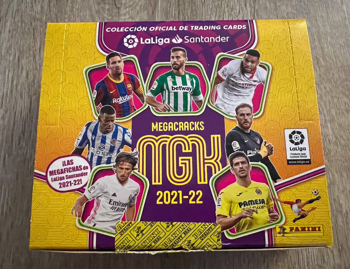sfjavo's tweet photo. opened up a Panini mega cracks 21/22 la liga box. I am sure you recognize a name or two if you follow ⚽️ https://t.co/lcjCfTuw7D
