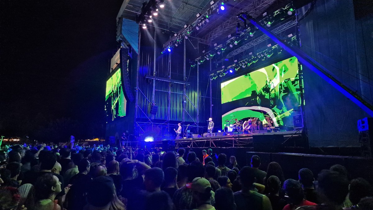 maadraassoo's tweet photo. SIMPLY @theoffspring massive live Show @fiberfib Benicàssim Festival 2023 at Main Stage! #VivaFIB #FIB2023 #FIB23 #theoffspring https://t.co/cIbTOE30WS