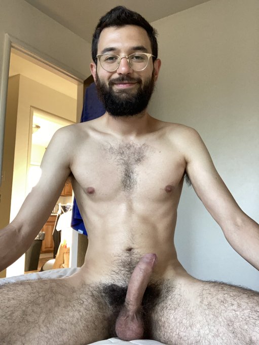 🌞sun&rsquo;s out buns out https://t.co/kNY5XypYuV