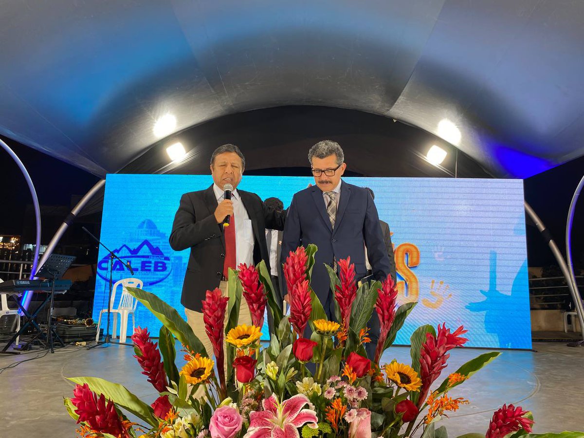 AdventistaMiCOP's tweet photo. 🙏🏻Oración especial pidiendo a Dios por el derramamiento del Espíritu Santo 🕊️esta noche y para que el Señor use poderosamente al pastor @AbnerDLSantos 📖✝️ #MisionCaleb #CalebAlfa #RID https://t.co/I1CmCn0l6o