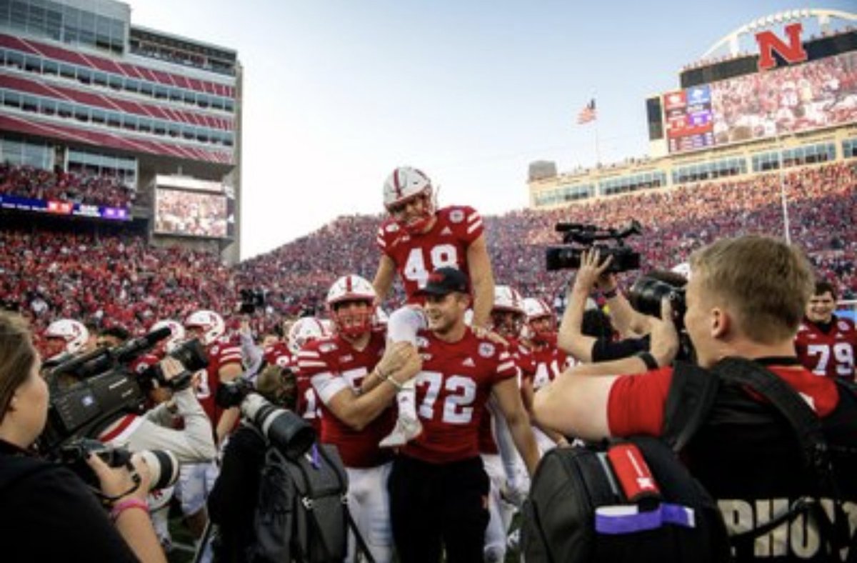 HuskGuys's tweet photo. 48 Days Until Kickoff https://t.co/GP3bPmKvhx
