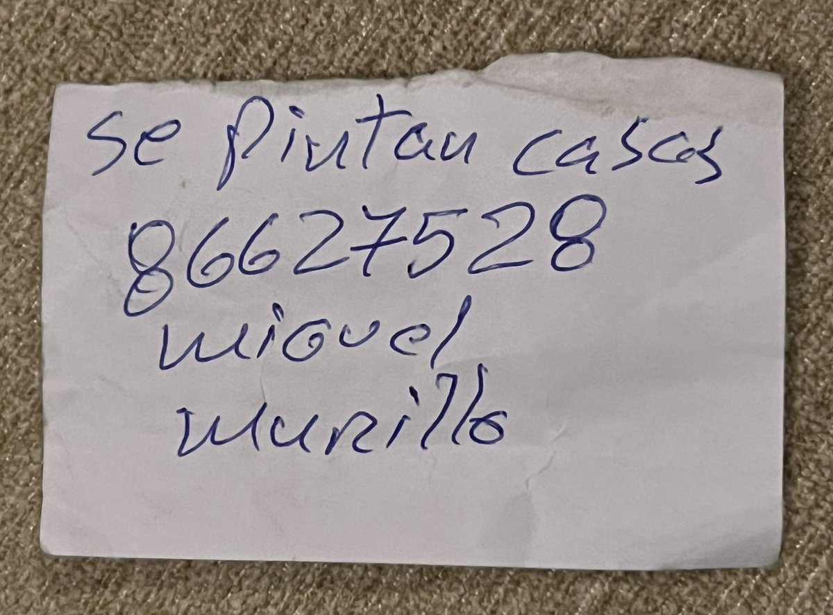Ayer en Alajuela, un señor mayor en forma muy respetuosa me dijo estar necesitado de trabajo y me entregó esto.
Me causo una muy buena impresión y el impulso de compartir sus datos.
La situación aprieta, pero aveces una oportunidad es todo lo que se necesita.
Miguel 
8662-7528