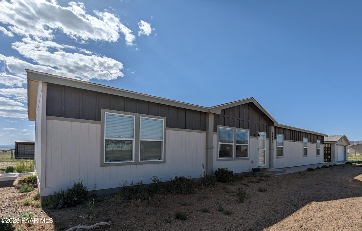 PrescottDreams's tweet photo. Check out my #listing in #Paulden #AZ  #realestate #realtor https://t.co/Ak1wmVYlbV https://t.co/PKixnpz6AK