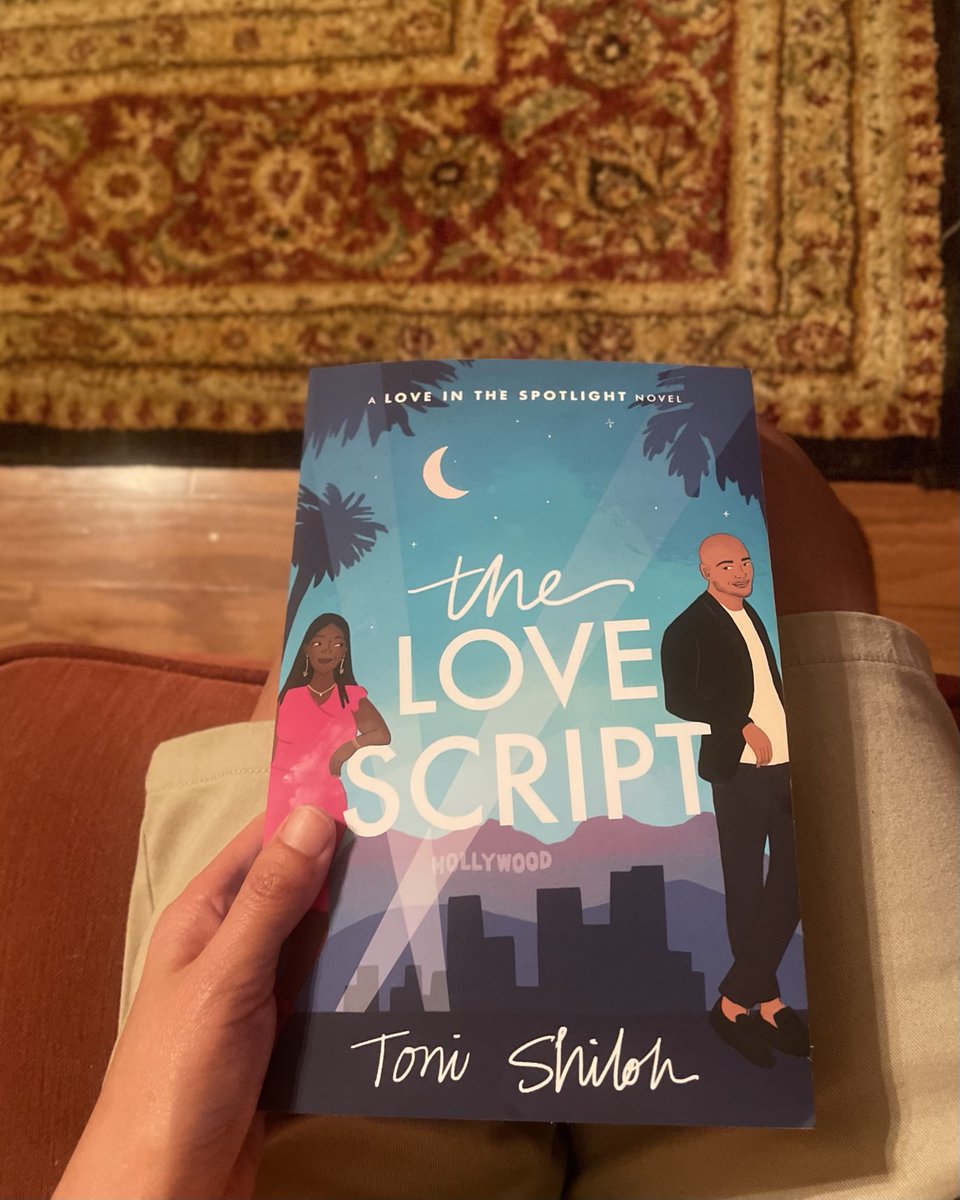 Received some awesome book mail. Check out this incredible cover. 😍

#bookmail  #loveinthespotlight #stepintoashilohbook #thelovescript #diversefiction #diversereads #christfic #christianfiction