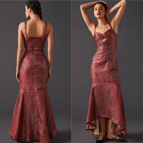 itsniabby's tweet photo. So good I had to share! Check out all the items I'm loving on @Poshmarkapp #poshmark #fashion #style #shopmycloset #talbots #moniquelhuillier: https://t.co/WnXIxWIdFG https://t.co/r1A5NIwljw
