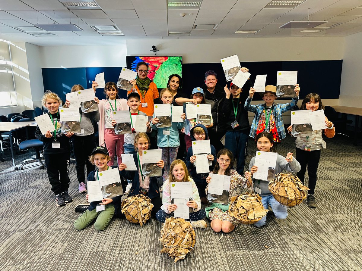 Feeling energised from time outside on beautiful Dharawal country this week learning, #teaching &amp; growing alongside passionate #wildlife Illawarriors. Thank you to my <a href="/UOW/">UOW</a> and <a href="/WIRESWildlife/">WIRES</a> families for helping me bring such an important #education initiative to life #thisisuow