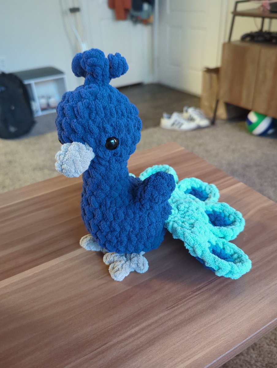 nick_zoner's tweet photo. crochet you stay https://t.co/vBcVtIFUag