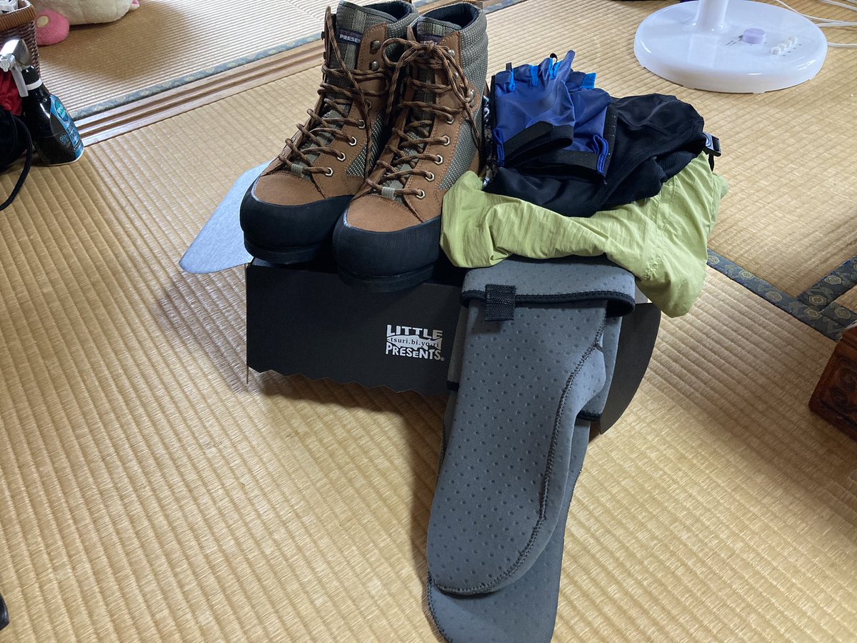 take01_fishing's tweet photo. 腰までのウェーダーしか持ってなかったので、ゲーターと靴、その他小物を新調しました！
専用品は高いので小物はワークマンで。仕事で使う物もそうですが、自分は結構ワークマン信者です笑
#渓流 #渓流釣り https://t.co/FqHs1n07gP