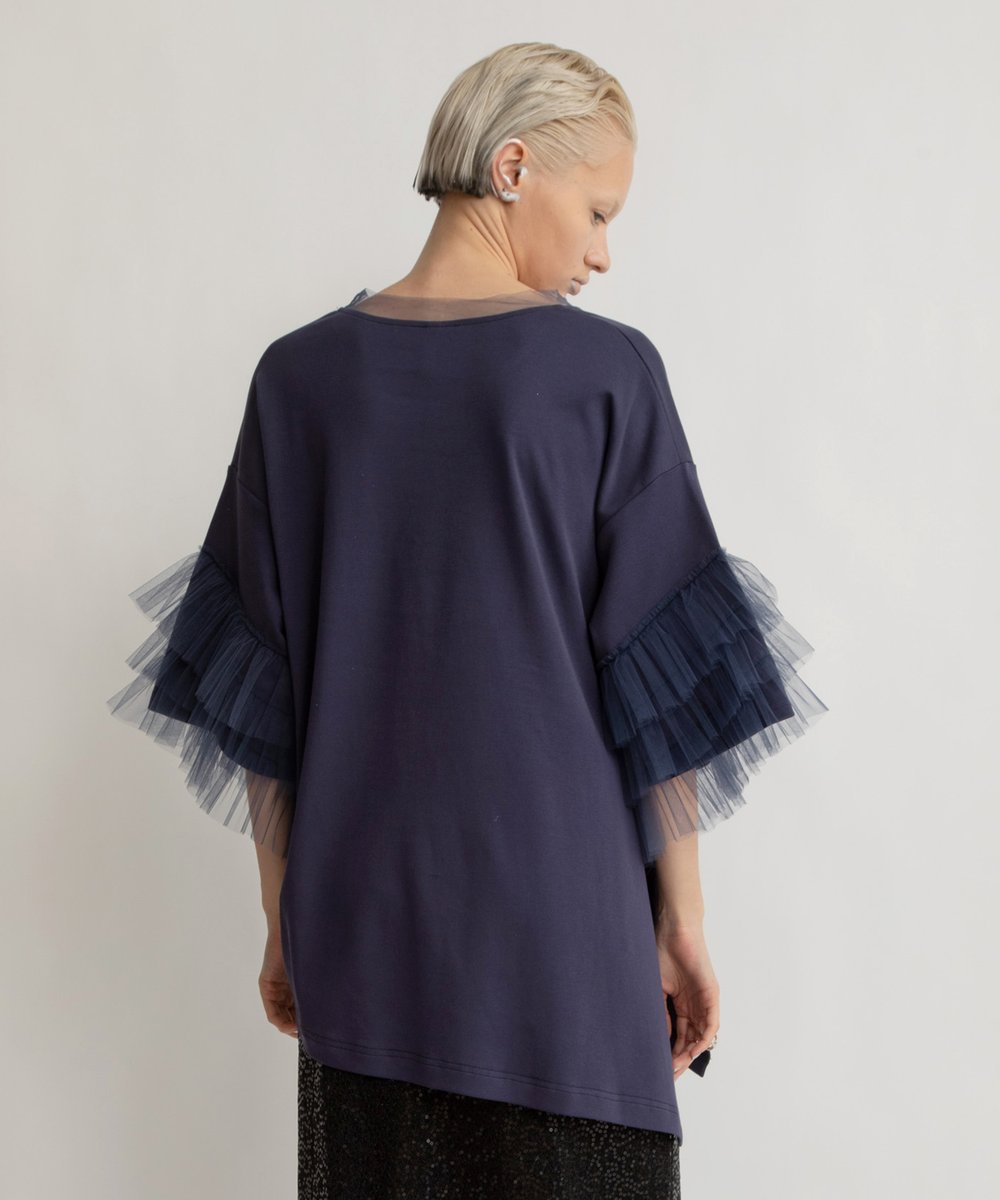 AULAofficial's tweet photo. Tシャツなのに華やかで上品な印象がつくれる、
チュールスリーブTシャツ。
オーバーサイズで体型カバーもできるアイテム。

今だけ￥1,000クーポンでお得！
～7/18(tue)11:59まで

https://t.co/apHc5TbyxT

#AULAAILA #アウラアイラ #Tシャツ #夏服 #クーポン https://t.co/tyyrVUcQ9I