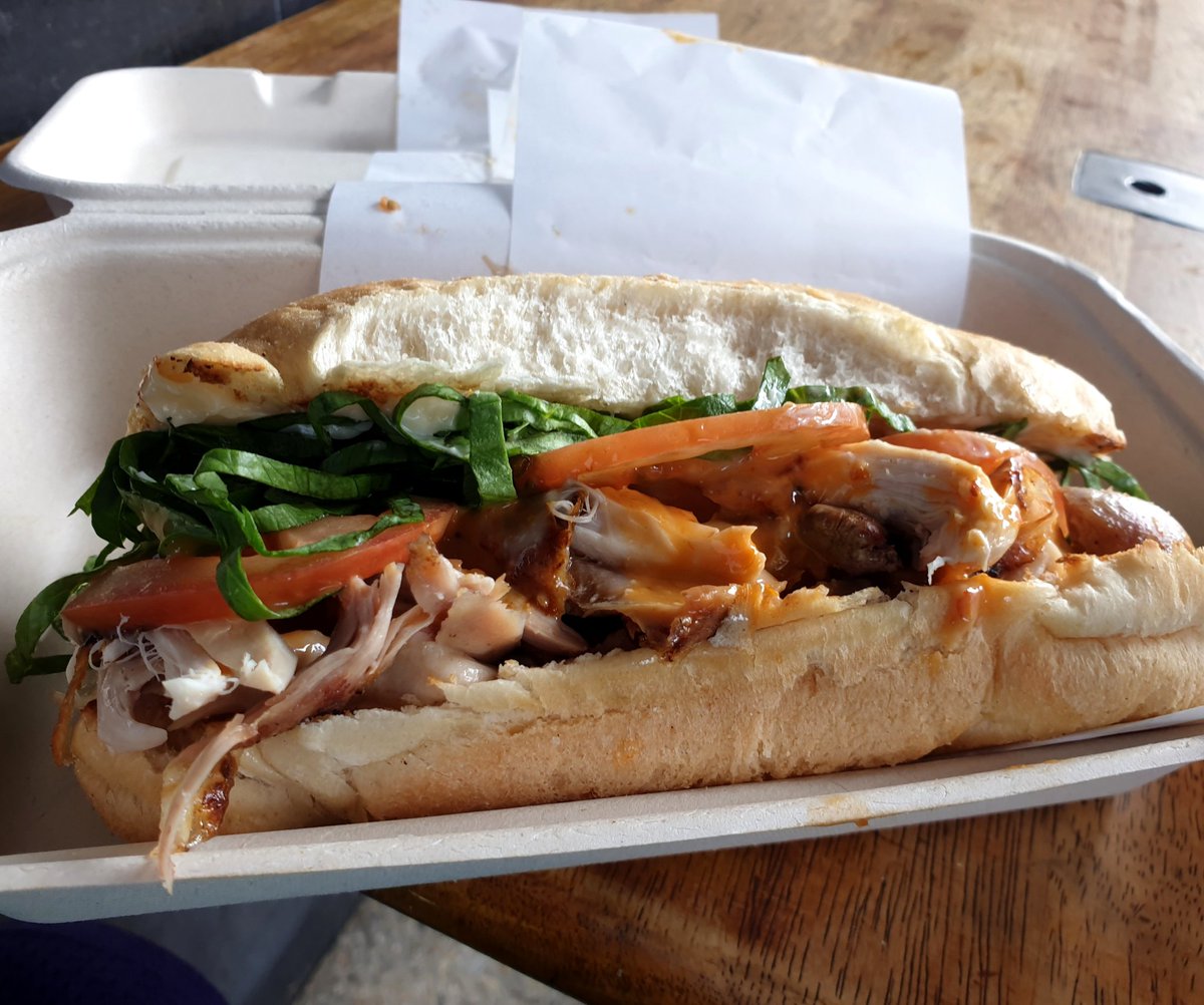 Yes_IamSancho's tweet photo. Pre match feed completed. Charcoal chicken roll with some green stuff, tomato, garlic and chilli.
Now off to Belmore for Josh Reynolds last game. Great day for it.
#proudtobeabulldog #BacktoBelmore https://t.co/VtAB26S7oL