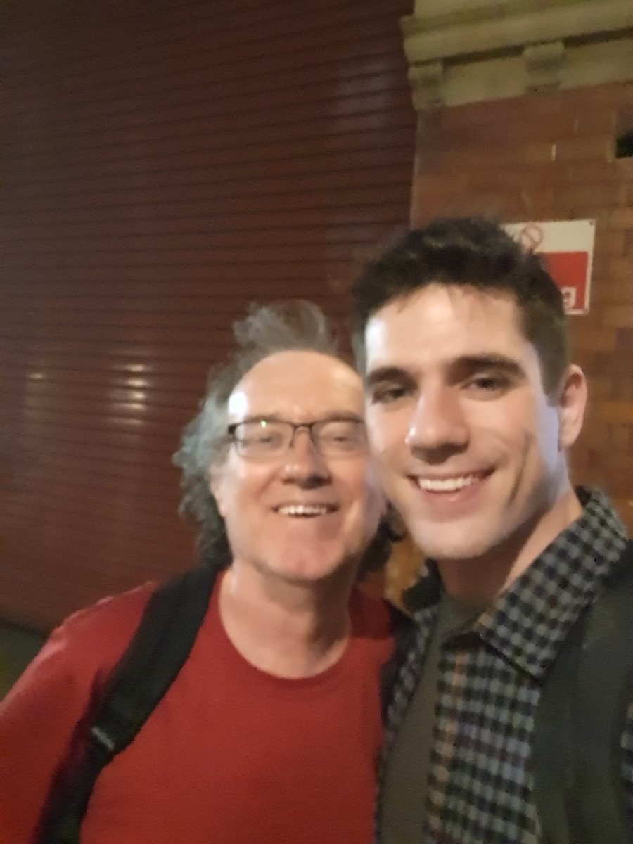 Ralph_is_Happy's tweet photo. 2nd show was 1st outing to @wwrymusical #WeWillRockYou at the @LondonColiseum  #LondonColliseum - great show by one and all. Thanks to @QueenWillRock for supplying lot of material 😉

🙏 to the two leads @ianmcintoshuk and @EllieJadeS for chat and pics after show 😊 https://t.co/4lsET8CgWb