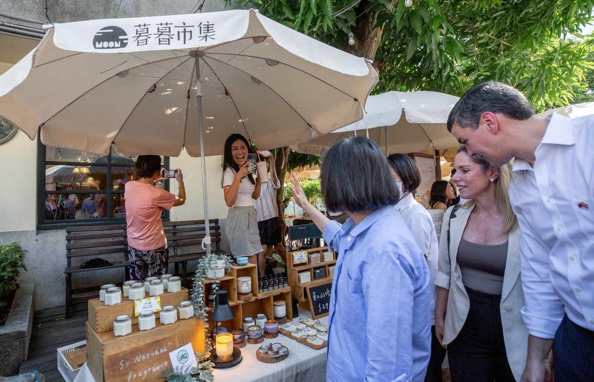 蔡英文 Tsai Ing-wen tweet media