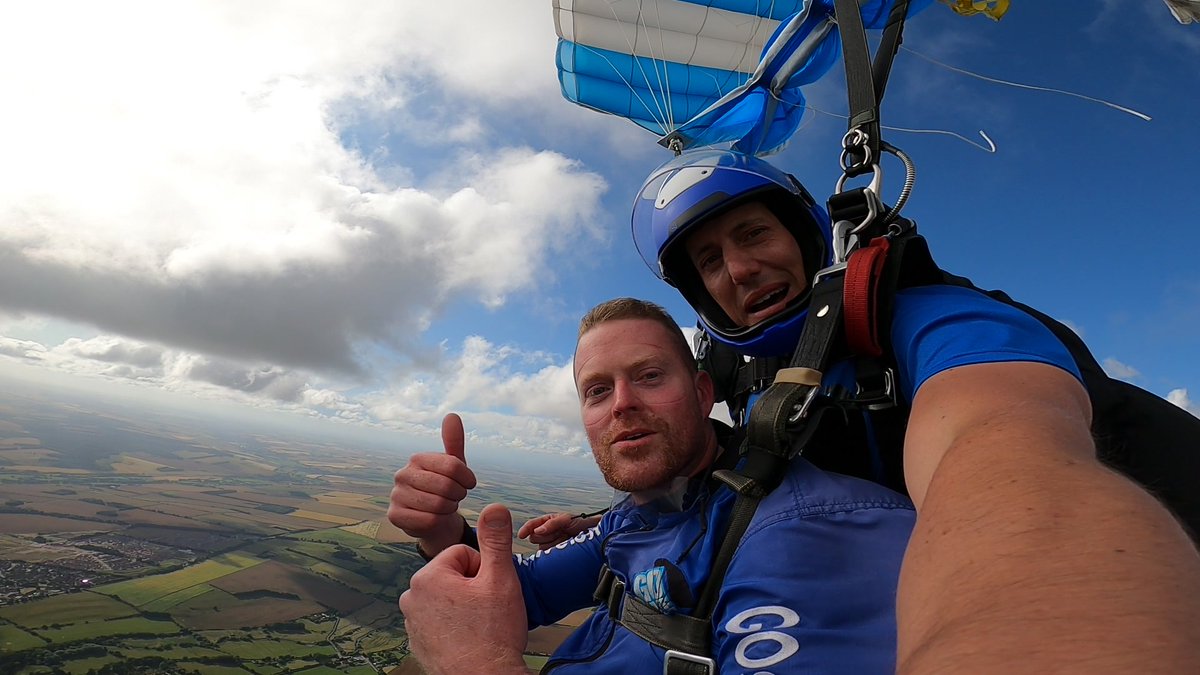 GoSkydiveUK tweet picture