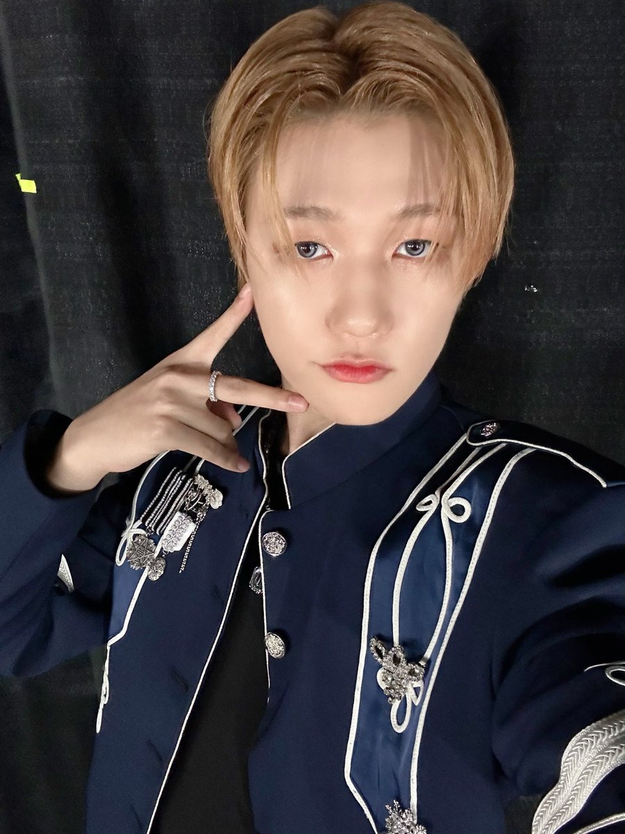 P1H_members's tweet photo. Thank you for welcoming us!!
Please look forward to the rest of our shows✈️
Love you guys🤍

#P1Harmony #JONGSEOB https://t.co/tfLEqsCu7A