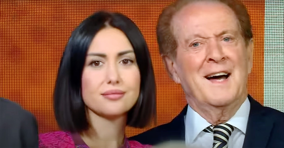 lercionotizie's tweet photo. #ultimora Rai richiama Memo Remigi: "Ha ancora quattro secondi a disposizione per palpeggiare Jessica Morlacchi"
https://t.co/Ggj6YF2Txc https://t.co/zyS6m6X5OA