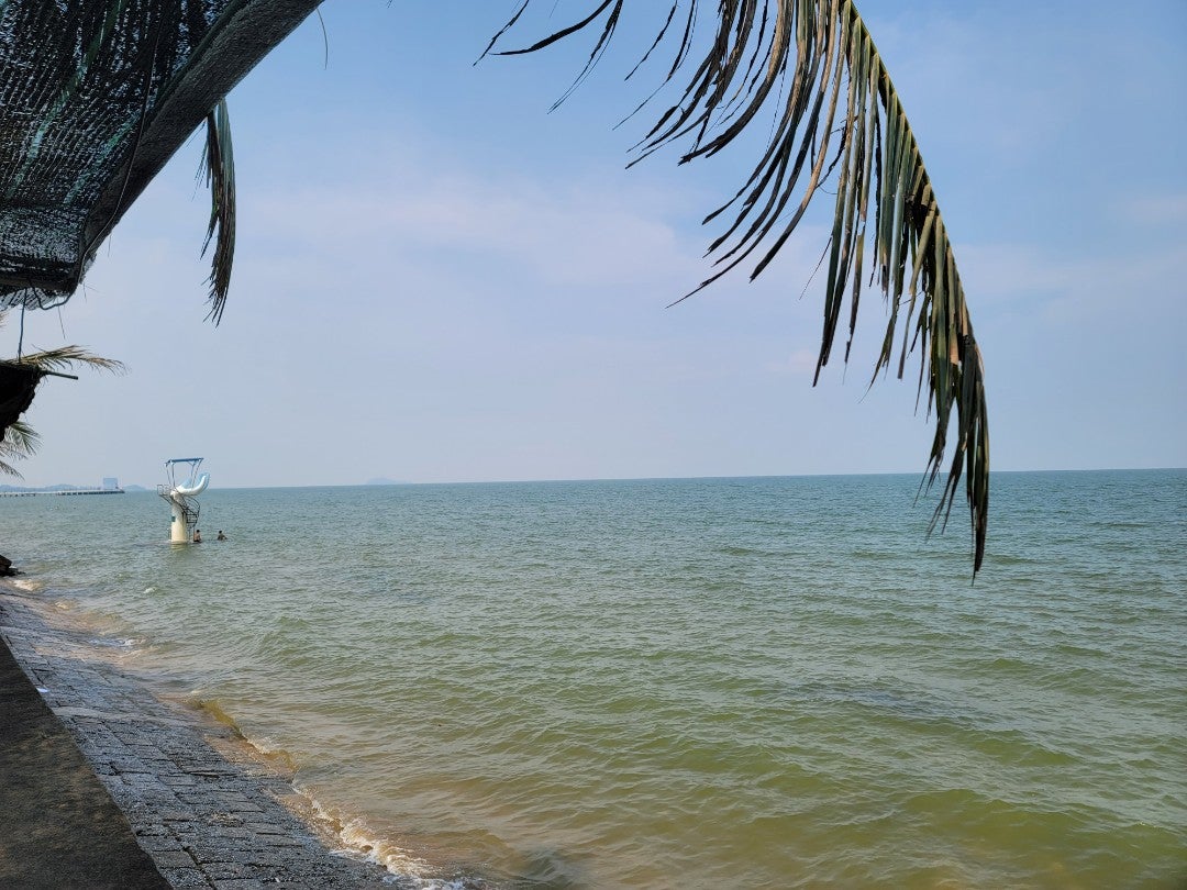 I'm at Biển Hải Tiến in Thanh Hóa swarmapp.com/c/ajk2y54AuGy