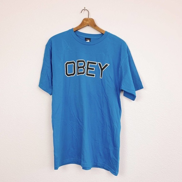 BThrifter's tweet photo. So good I had to share! Check out all the items I'm loving on @Poshmarkapp from @kwestt88 #poshmark #fashion #style #shopmycloset #dior #obey #wondershop: https://t.co/D5aFObKMAZ https://t.co/HyZVSuDPDP