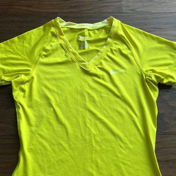 So good I had to share! Check out all the items I'm loving on <a href="/Poshmarkapp/">Poshmark</a> #poshmark #fashion #style #shopmycloset #elietahari #giannibini #nike: posh.mk/B4UUZ4iRrBb