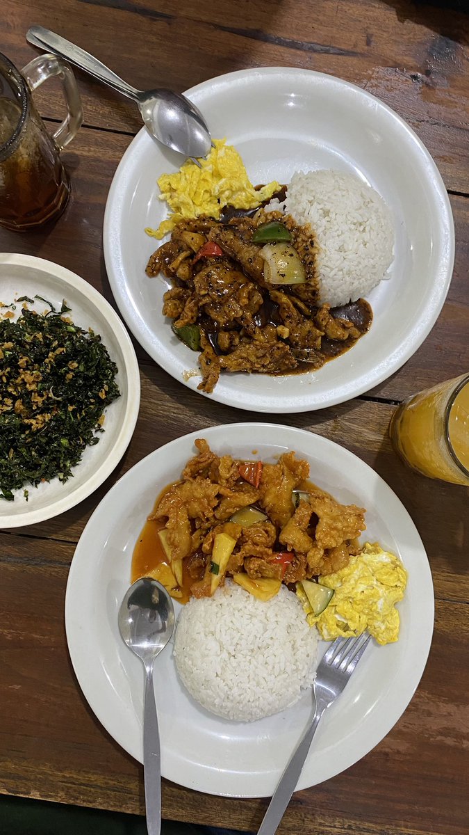katadiot's tweet photo. @FOODFESS2 Waroeng Yanto Jakal 🔥 https://t.co/3GZXGJMbha