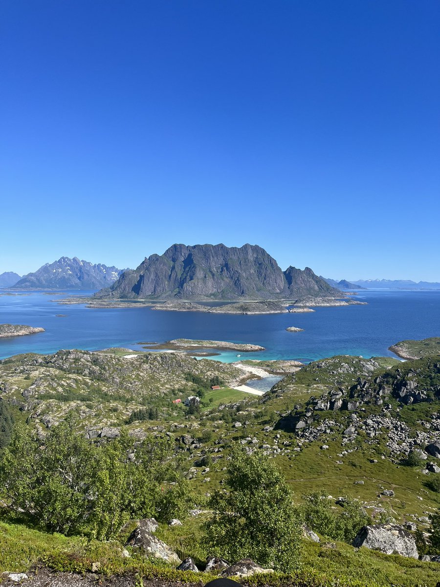 For et ubeskrivelig vakkert land vi bor i! #lofoten