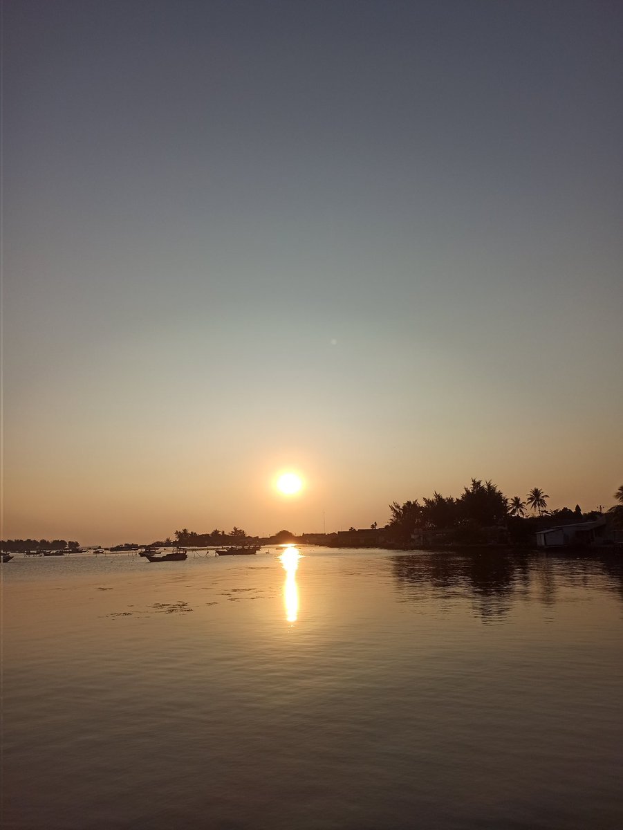 another_keyla tweet media