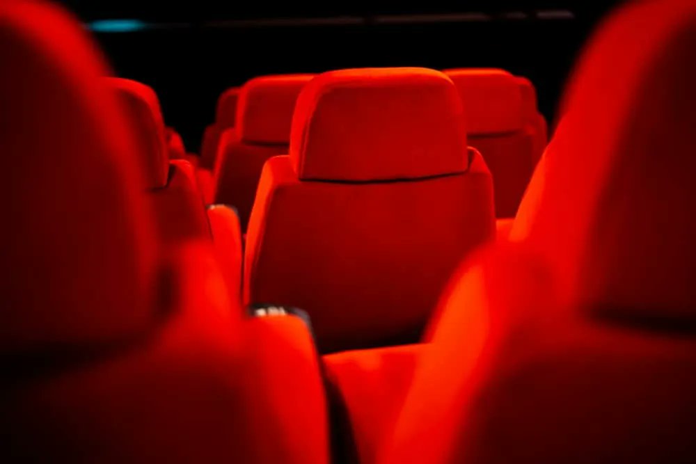 Film Stories: magazines, podcast, live shows, web tweet media