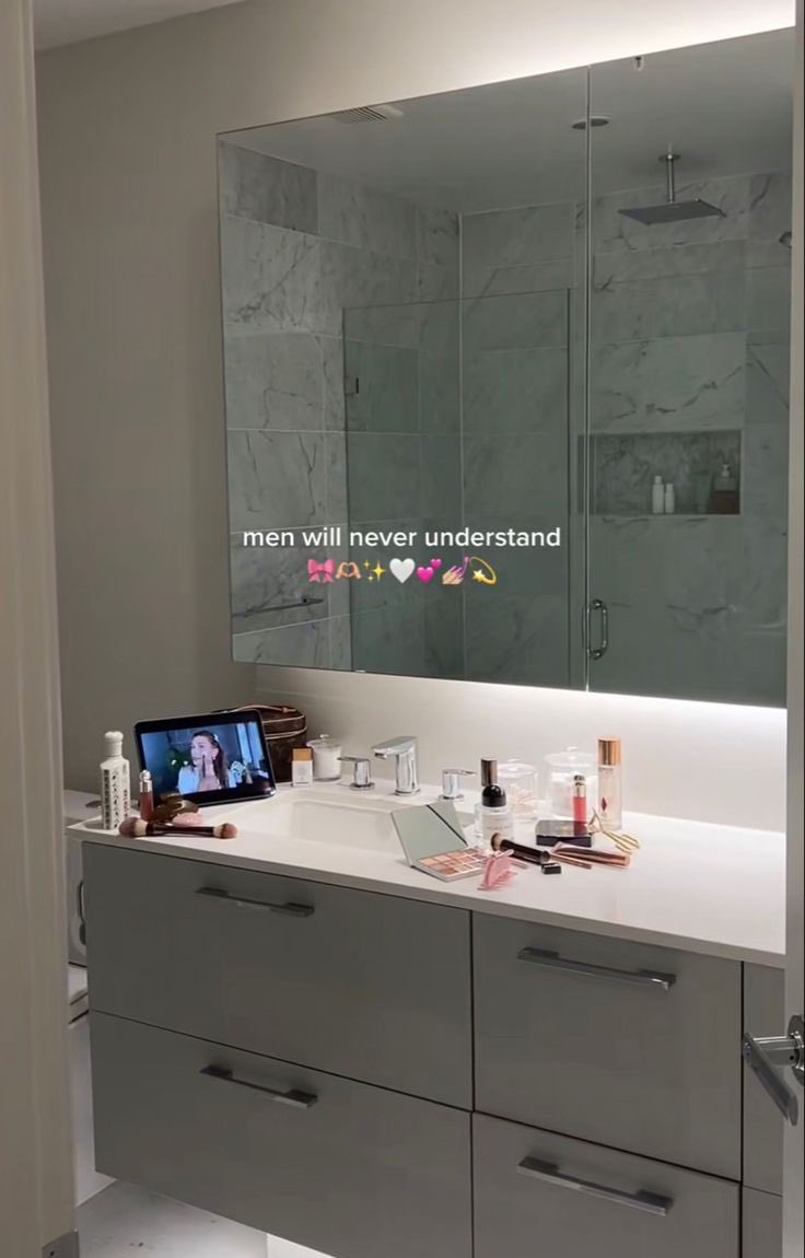 Invis🧜‍♀️ (@invis4yo) on Twitter photo 