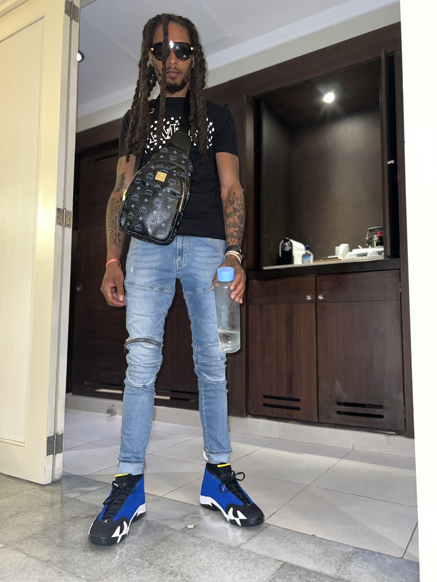 🏪MOE BEAN🏚 tweet media