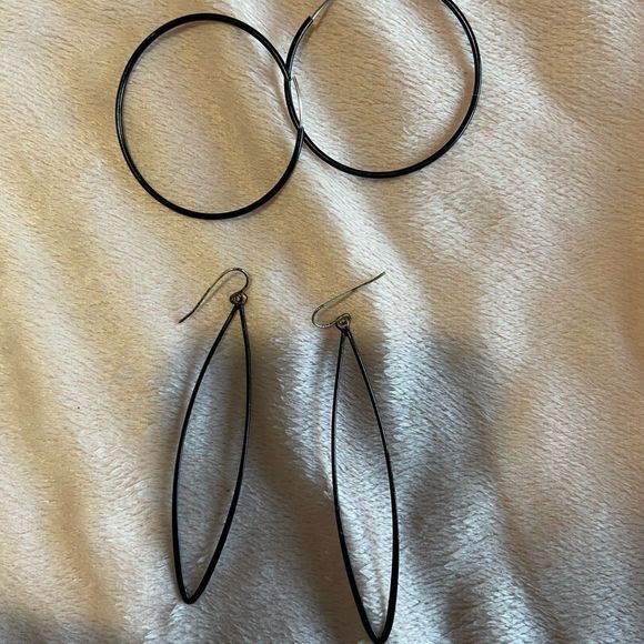 PoshStory's tweet photo. So good I had to share! Check out all the items I'm loving on @Poshmarkapp #poshmark #fashion #style #shopmycloset #gap #frankoak: https://t.co/Xl3xhGv1Q8 https://t.co/goUsSwcH1S