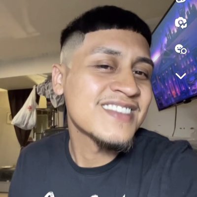 itsizzyman's tweet photo. #NewProfilePic https://t.co/e8FGtgkjDS
