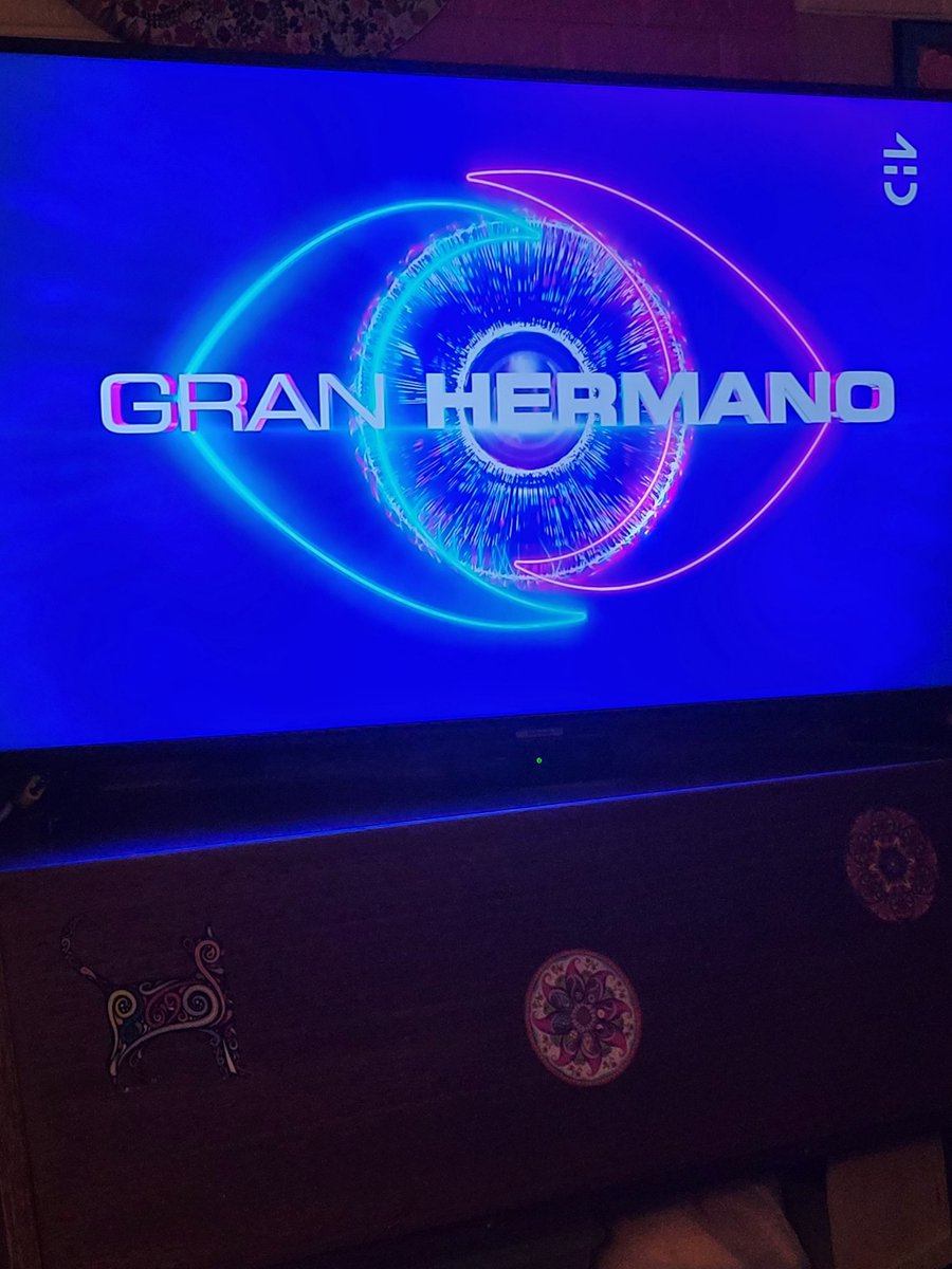 kattytag's tweet photo. Paren la weá!!!
#funachv
#funaplutotv
#GranHermanoCHV https://t.co/4lXKTzmPcr