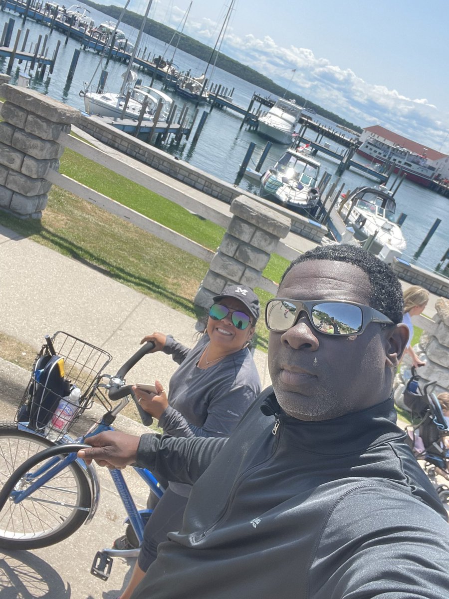 desmonrjackson's tweet photo. Beautiful and stunning island. https://t.co/G9whcb4rLg