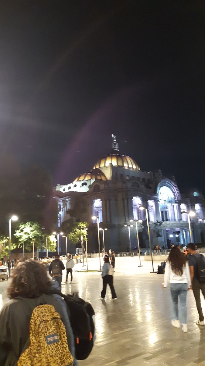 FGgo01's tweet photo. Quien por bellas artes o la ciudadela? https://t.co/dI9sf10HKX