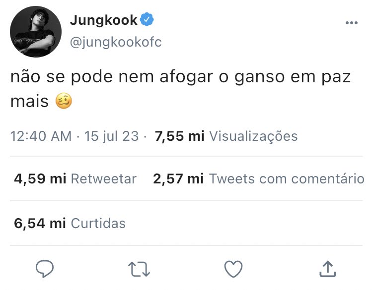 wrtjade's tweet photo. Lotus • #jikookau 

… onde os cantores Jimin e Jungkook estão de férias em Las Vegas e depois de comerem um alucinógeno de lótus eles acabam ficando, e no dia seguinte seus nomes estão por toda parte. https://t.co/Ym7GeXFvnc