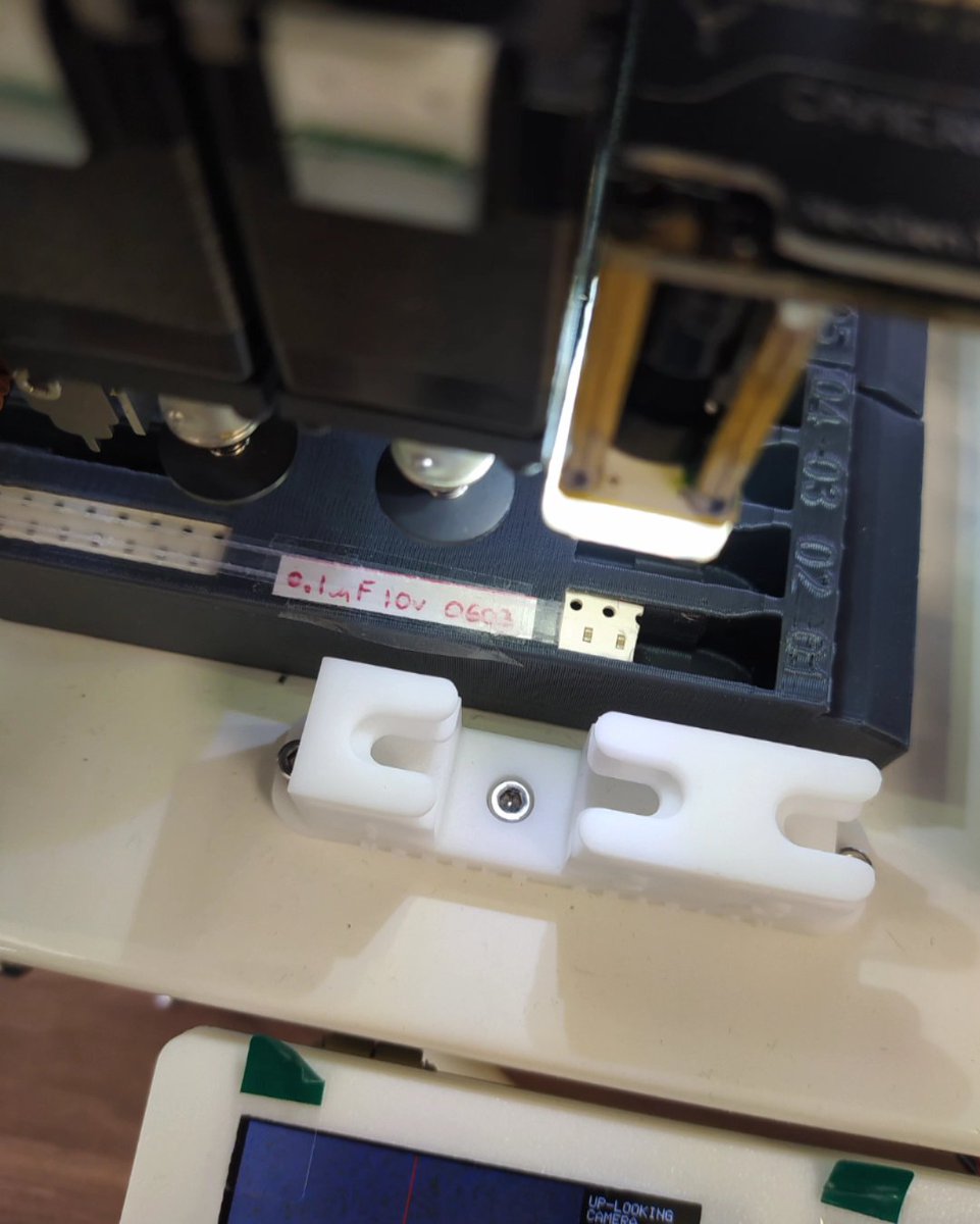 IObrizio's tweet photo. Neoden YY1

Setting Needle &amp; component position.

#pcba #pcbassembly #neodenyy1 #neoden https://t.co/JDgjmERLRl