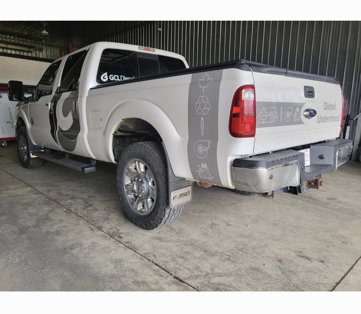 SourceMike's tweet image. Happy to do this truck for one of our newer customers - GCL Diesel
Art, vinyl, installation all done by Source Embroidery.