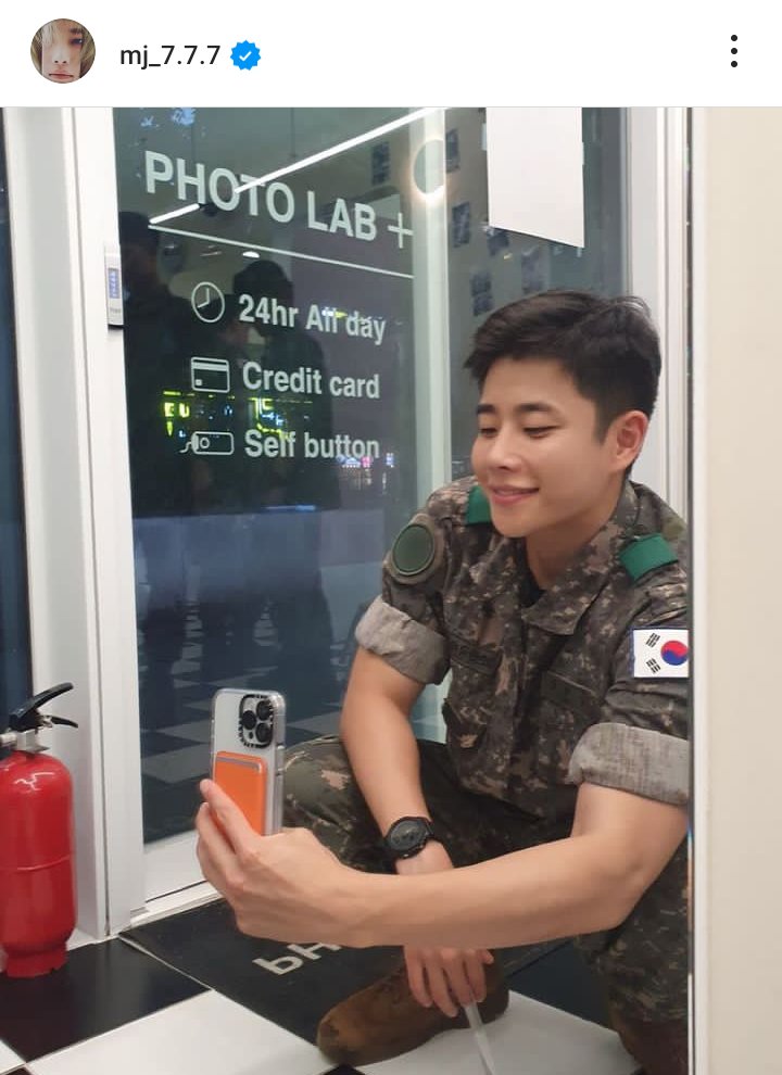 astroglobal_'s tweet photo. MJ INSTAGRAM UPDATE ✨

@mj_7.7.7 
- I'm a sergeant ^^

✅https://t.co/pQeGhLfDap

ASTRO 아스트로 
#아스트로 / #ASTRO
#CHAEUNWOO / #MOONBIN / #MJ
#JINJIN / #ROCKY / #YOONSANHA https://t.co/vYRUqR7ECP