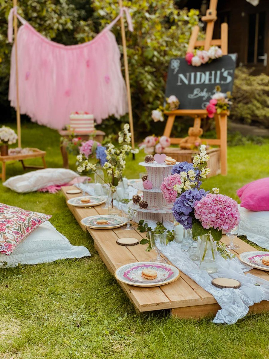 catchmyparty's tweet photo. Take a look at this stunning boho picnic baby shower! Love the party decorations! https://t.co/CfEXQmIBqJ #catchmyparty #partyideas #picnic #picnicparty #bohopicnic #bohopicnicparty #girlbabyshower #rusticbabyshower https://t.co/rYMj6CwQqv