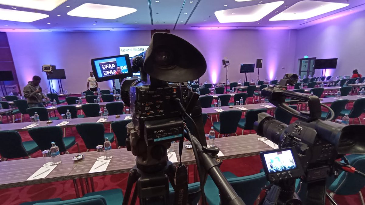DixonLites's tweet photo. Call us for all your event production  we have LED intelligent  lighting  , LED  Panels  , quality  audio-visual  and a competent  team easy to work with .
#LEDLighting #ledscreen #eventsound https://t.co/pyHMI6qZ6Y