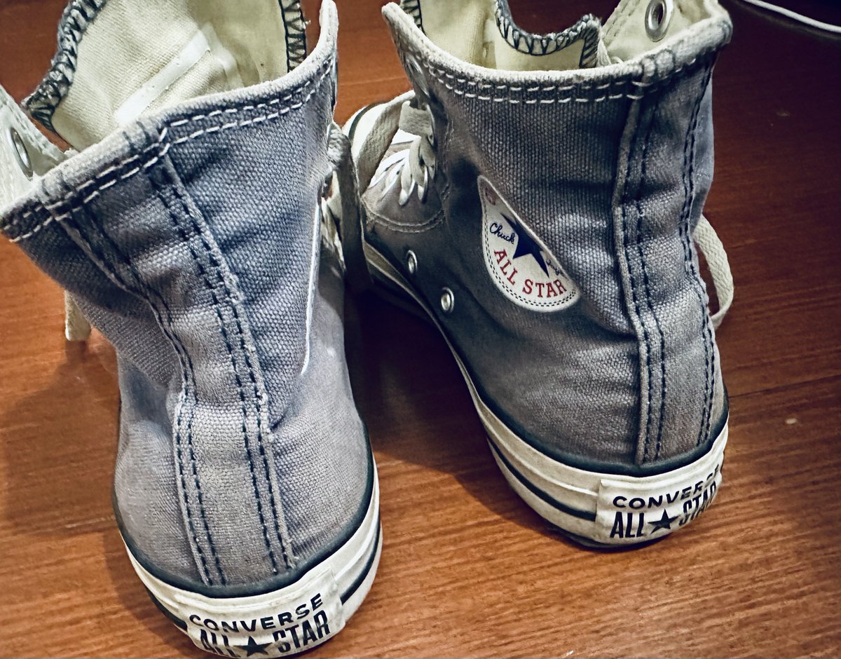 bcdein_converse's tweet photo. 天天穿，穿到褪色高中生的小匡威 https://t.co/GnhjBof9jV