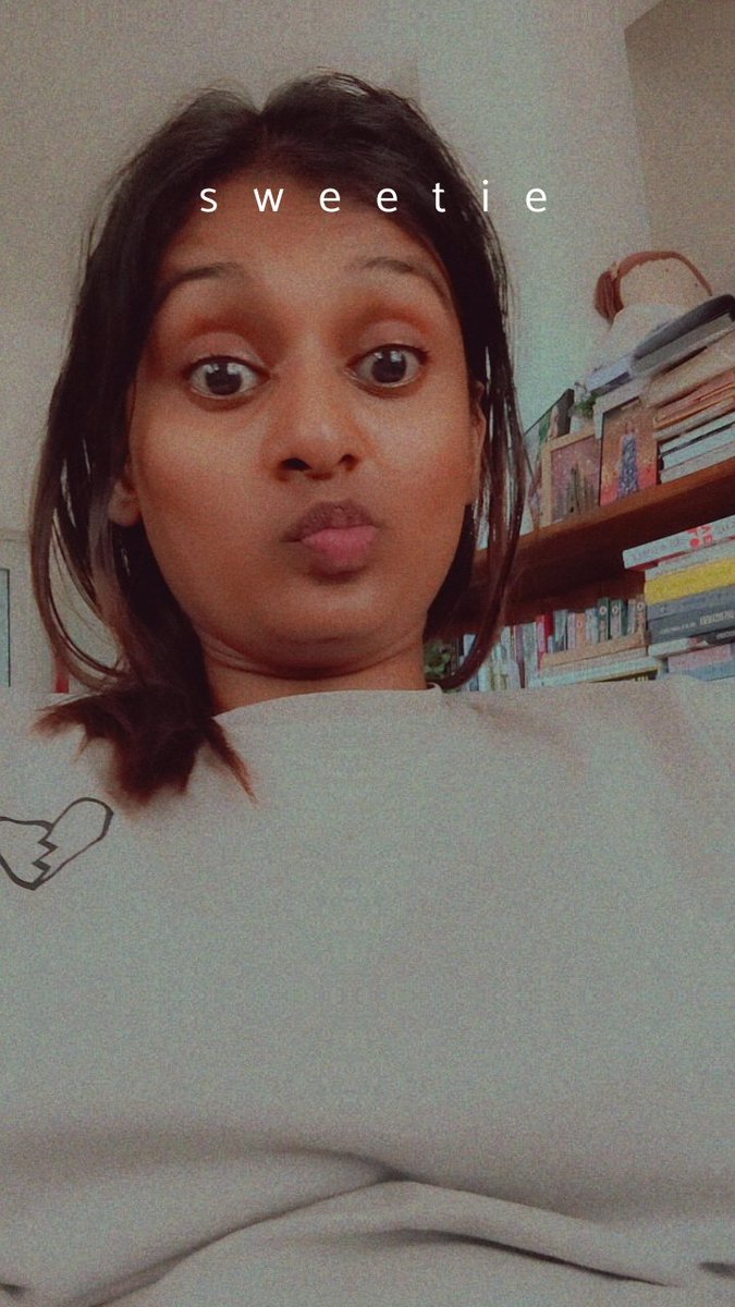 vithanagedanu's tweet photo. Life is short .........
..............stays weird 🤪🥴
................it's a blessing 😊 😇
#Loveyourself #princessDiary #princess #sweeite #lovable #DD #dionediana https://t.co/oPvTeGm7TF