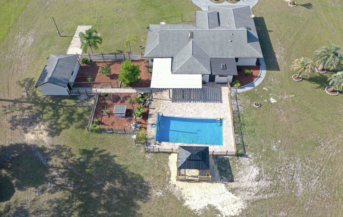 CJCornett's tweet photo. 6792 W Appian St
Homosassa, FL  34446
Open House
July 15, 2023 https://t.co/ejo8PtOrsW