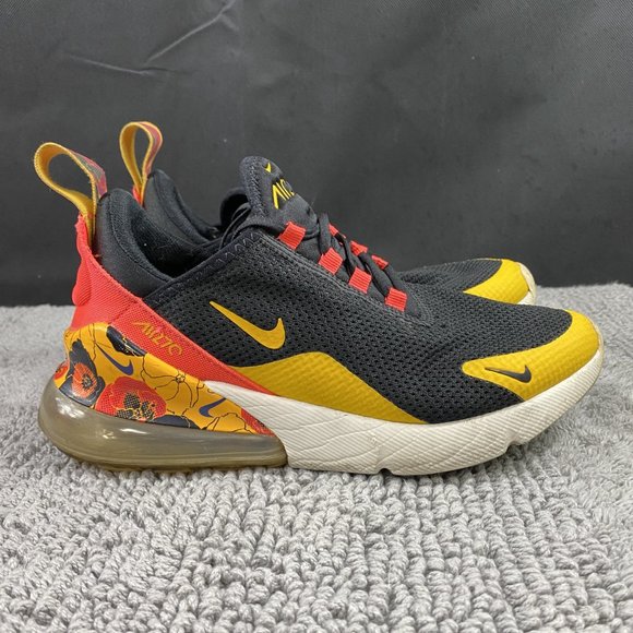 tklee82's tweet photo. So good I had to share! Check out all the items I'm loving on @Poshmarkapp from @GROD7615 #poshmark #fashion #style #shopmycloset #morgantaylor #katequinn #nike: https://t.co/bCmfDP3s6d https://t.co/NI7nl1nayK