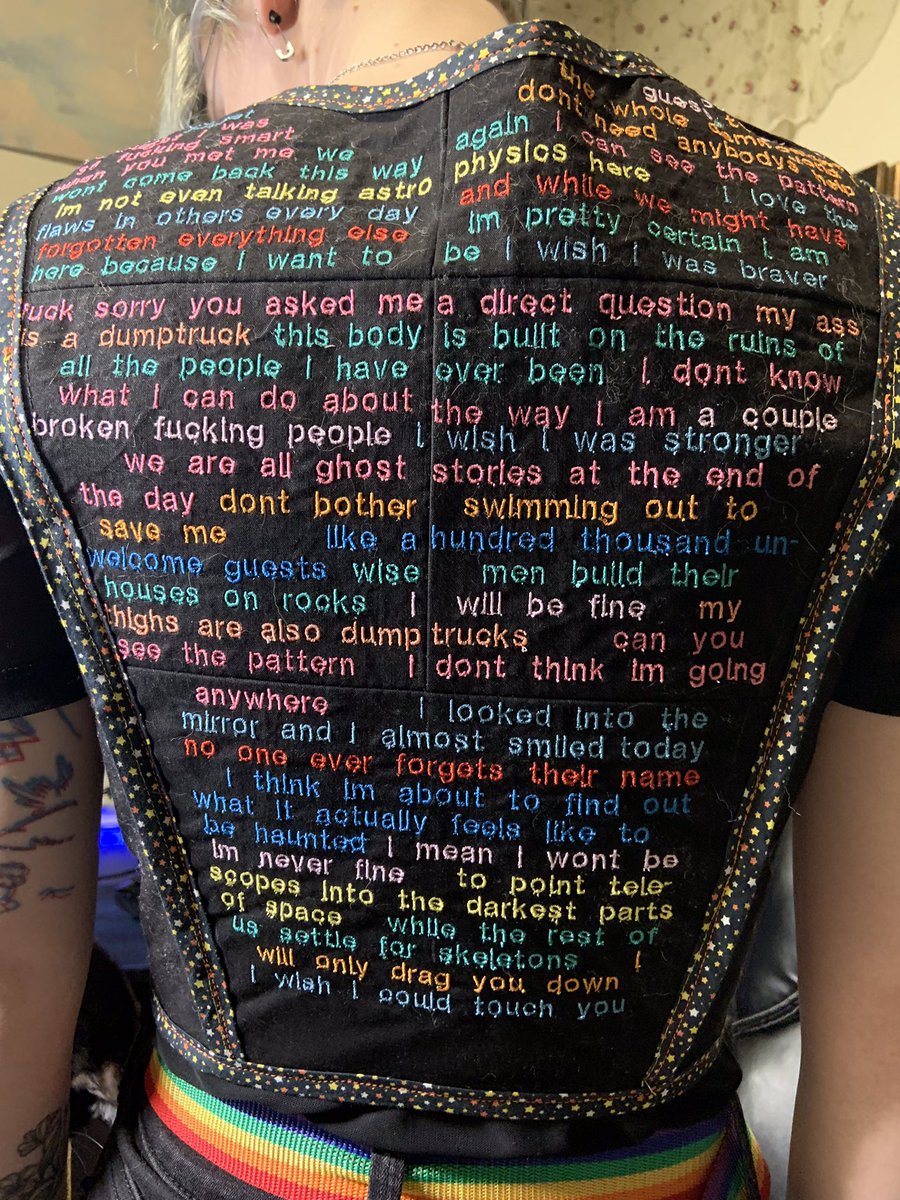 🎃 spooky miles tweet media