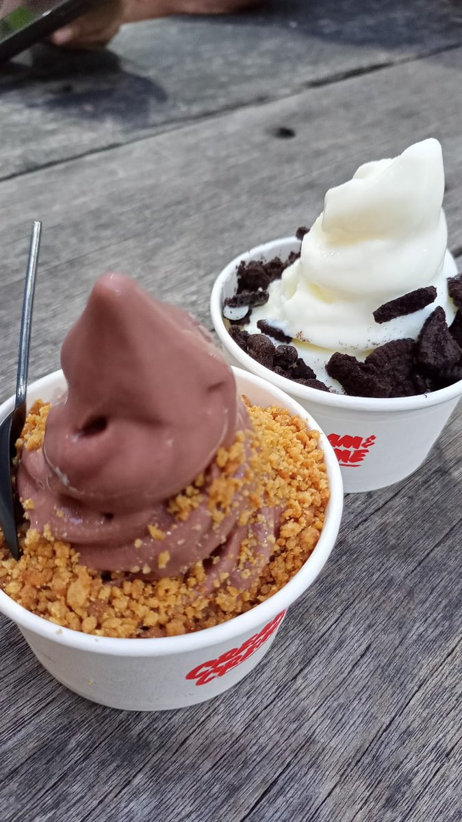 jenodogie's tweet image. hii! this #studytwt !!
help me to find new friends and moots &amp;lt;33 terutama angkatan 24 😻

about me ;
☆ jia
☆ she/her
☆ 06L, 12th grade
☆ camaba ugm
☆ tweets are in IND/ENG

like or rt for be friends with me &amp;gt;.&amp;lt; 
thankyou!! &amp;lt;3 #AMBISVERSE #studyverse #ambistwt #moots